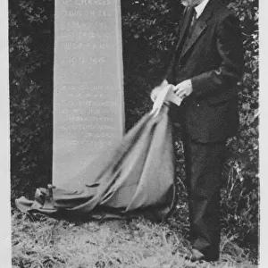 Piltdown Man memorial, 1938