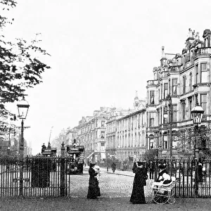 Queens Park Gate, Glasgow early 1900's
