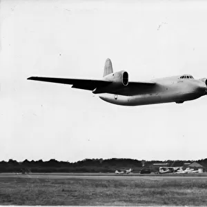 Short SA4 Sperrin at the Farnborough airshow in 1952