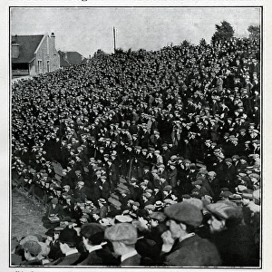 Spectators at Fulham v Clapton Orient football match