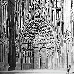 Strasbourg cathedral central door france