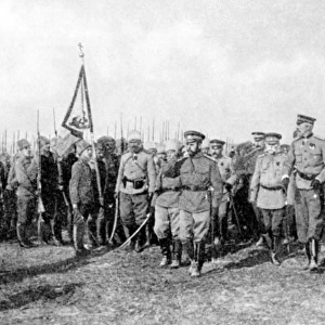 Tsar Nicholas II of Russia with troops, WW1