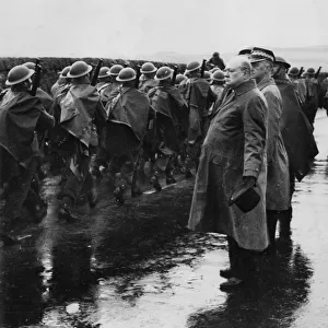 Winston Churchill in East Scotland, 1940 with troops