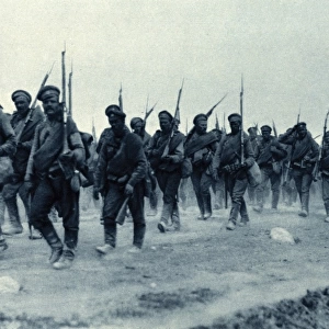 WW1 - Russian Infantry on the march in Poland, 1915