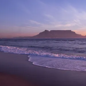 Popular Themes Canvas Print Collection: Cape Town
