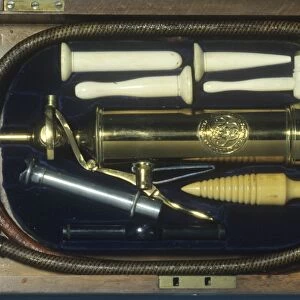 Enema and stomach pump, circa 1880 C018 / 0361
