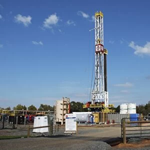 Fracking drill rig C016 / 8129