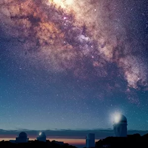 Kitt Peak Observatory and Milky Way