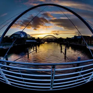 Gateshead Millennium Bridge Print Gateshead Millennium Bridge Print