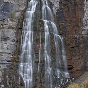 Bridal Veil Falls in the fall, Uinta National Forest, Utah, United States of America, North America