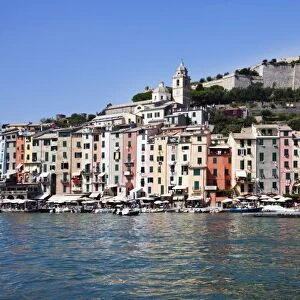Brightly painted houses and medieval Town Walls by the Marina at Porto Venere, Cinque Terre, UNESCO World Heritage Site, Liguria, Italy, Mediterranean, Europe