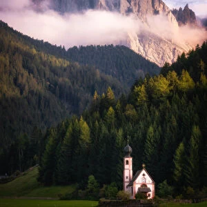 Chiesetta (Church) di San Giovanni, Dolomites, Italy, Europe
