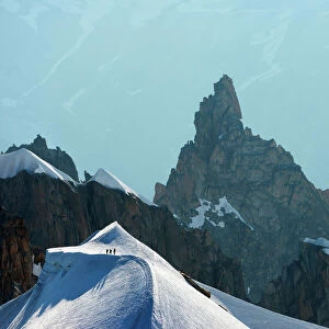 Climbers descending from Aiguille du Midi, Chamonix, Rhone Alpes, Haute Savoie, France