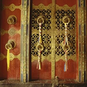Detail of door in the Potala Palace, UNESCO World Heritage Site, Lhasa