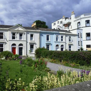 Georgian houses on the seafront in this attractive