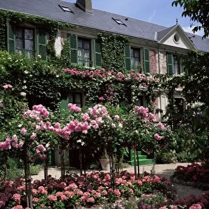 House and garden of Claude Monet, Giverny, Haute-Normandie (Normandy), France, Europe