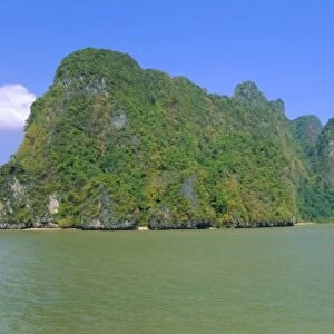 Ko Tapu (Clou Island or James Bonds island) Ao Phangnga