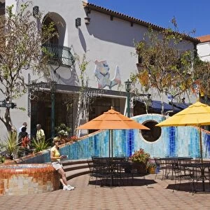 Paseo Nuevo Shopping Mall, Santa Barbara, California, United States of America