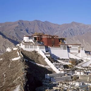 The Potala Palace, former residence of the Dalai Lama in Lhasa, Tibet, Asia