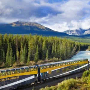 Canada Photo Mug Collection: Canada Heritage Sites