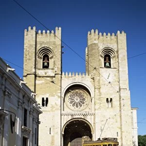 The Romanesque style Se (cathedral)