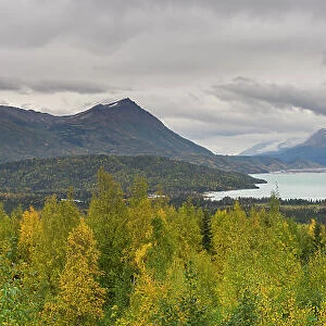 Skilak Lake with fall foliage, near Cooper Landing, Kenai Peninsula, Alaska, United States of America, North America