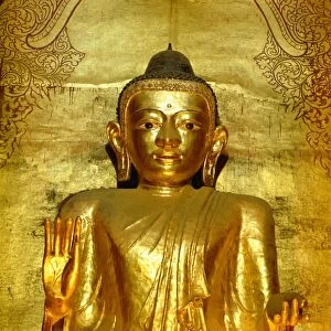 Standing Buddha statue, Ananda Pahto Temple, Bagan (Pagan), Myanmar (Burma)