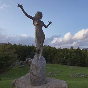Statue of the elf girl Tarira, fantasy figure of the author William Heinesens