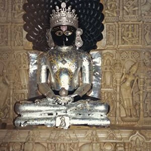 Statue in the Jain temple of Luderwa (Loduva)