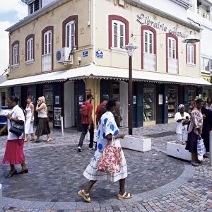 Street scene in centre of Fort de France, Martinique, Lesser Antilles, West Indies