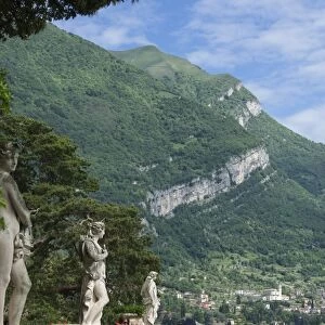 Terrace statues, Villa Barbonella, Lake Como, Italian Lakes, Lombardy, Italy, Europe
