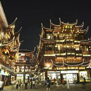 Yuyuan (Yu yuan) Garden Bazaar buildings founded by Ming dynasty Pan family illuminated in the Old Chinese city district, Shanghai