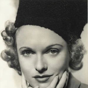Anna Neagle in Herbert Wilcoxs The Three Maxims (1936)