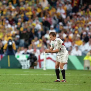 Jonny Wilkinson prepares to take a kick during the 2003 World Cup Final