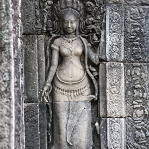 Asia, Cambodia, Siem Reap, Angkor, Angkor wat, temple carving of an aspara on the