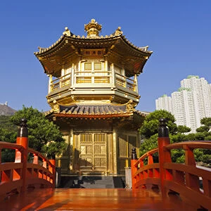 China, Hong Kong, Diamon Hill, Nan Lian Gardens. The Pavillion of Absolute Perfection