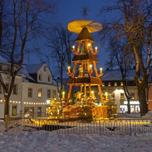 Christmas pyramid in Oberwiesental, Ore Mountains, Erzgebirge, Saxony, Germany, Europe
