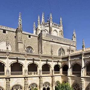 Cloisters of the Convento de Santa Isabel de los Reyes founded in 1477, a Unesco World