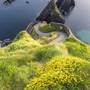 Dunquin pier (Dun Chaoin), Dingle peninsula, County Kerry, Munster province, Ireland, Europe