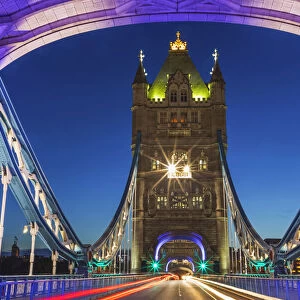 England, London, Tower Bridge with Empty Road at Night