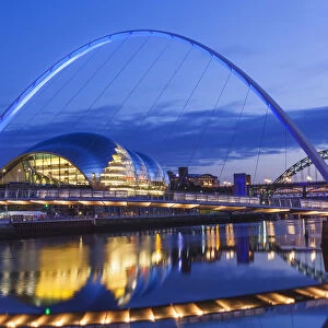 England, Tyne and Wear, Gateshead, Newcastle, Gateshead Millenium Bridge and Newcastle