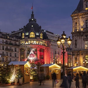 France, Paris, Hotel de Ville, BHV store and christmas fair at night