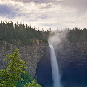 Helmcken Falls, Wells Gray Provincial Park, British Columbia, Canada