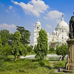 India, West Bengal, Kolkata, Calcutta, Chowringhee, Victoria Memorial, Statue of George
