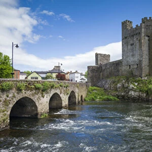 Ireland, County Tipperary, Cahir, Cahir Castle, 12th century, exterior