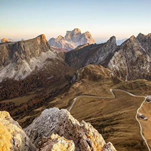 Italy, Veneto, Belluno district, mount ra Gusela, high angle view of Giau pass