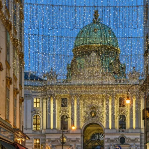 Kohlmarkt pedestrian mall illuminated with Christmas lights, Vienna, Austria