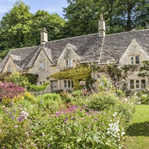 Old cottages in Bibury, Cotswolds, Gloucestershire, England