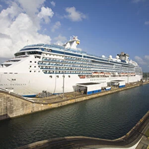 Panama, Panama Canal, Gatum locks, Coral Princesss Cruise ship & Queen Victoria cruise