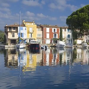 Port Grimaud, nr St Tropez, Cote D Azur, France